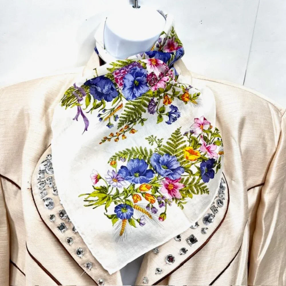 2) Handkerchiers   Cotton 18